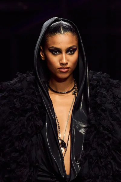 Look 93